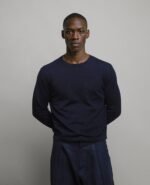 THE KNITTED LONG SLEEVE - NAVY